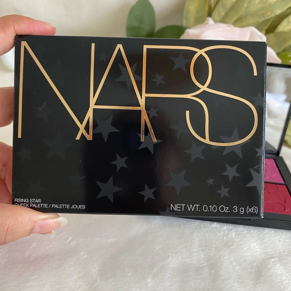 NARS Blush Palette - Pink, Orange, Brown Shades - Picture 4 of 7